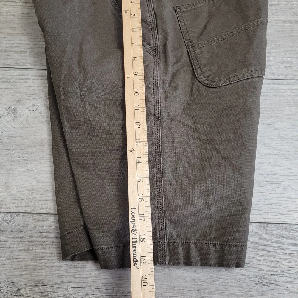 Carhartt Shorts Men 34 (36x10) Relaxed Fit Olive Green Canvas Workwear NWOT